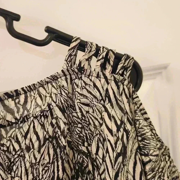 Leifsdottir Anthro Silk Size 4 Animal Print White Black Blouse #G220 - Picture 5 of 7